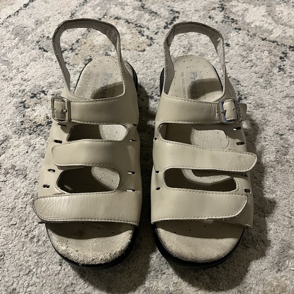 Propet Shoes - Propet "Breeze Walker" W0001 Women's Sport Sandal‎ Beige Nubuck Suede Size 8.5 W